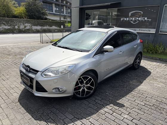 FORD FOCUS 2.0 TITANIUM PLUS 16V FLEX 4P POWERSHIFT