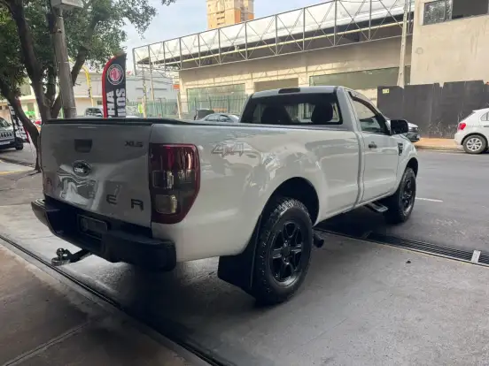 FORD-RANGER-2013