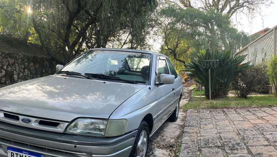 FORD-ESCORT-1995