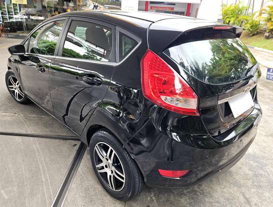 FORD-FIESTA-2011
