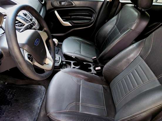 FORD-FIESTA-2011