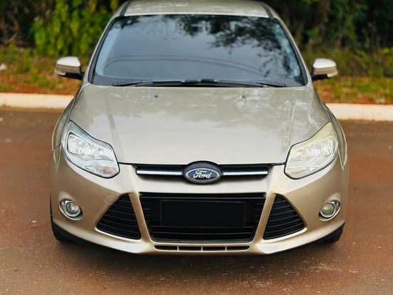 FORD-FOCUS-2.0 SE 16V FLEX 4P POWERSHIFT FORD-FOCUS-2014