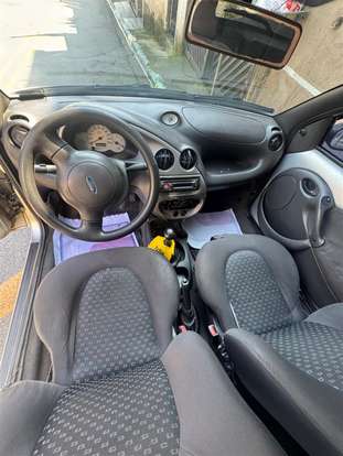 FORD-KA-2005