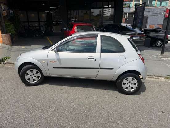 FORD-KA-1.6 MPI ACTION 8V GASOLINA 2P MANUAL FORD-KA-2003