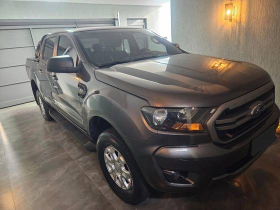 FORD RANGER 2.2 XLS 4X2 CD 16V DIESEL 4P AUTOMÁTICO