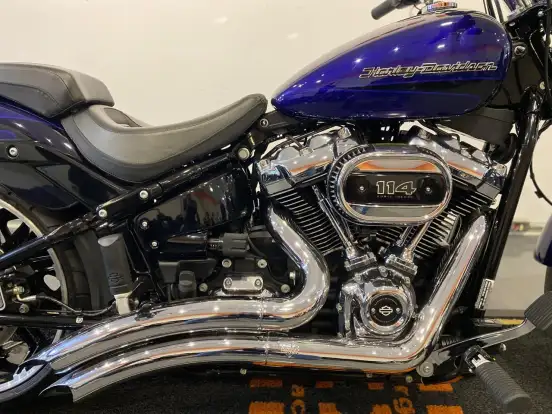 HARLEY-DAVIDSON-SOFTAIL BREAKOUT 114-2019