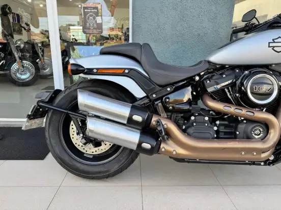 HARLEY-DAVIDSON-SOFTAIL FAT BOB 107-2020