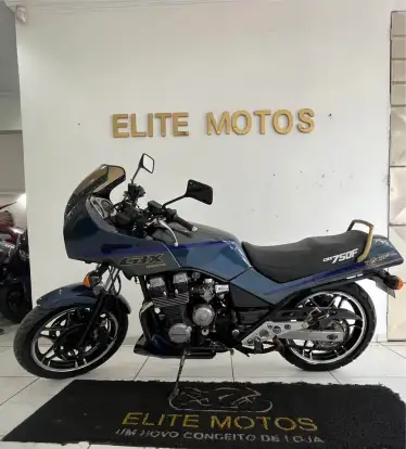 HONDA-CBX 750R-1990