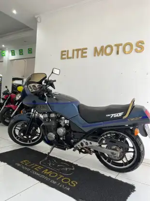 HONDA-CBX 750R-1990
