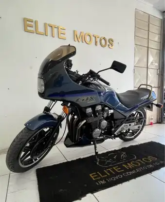 HONDA-CBX 750R-1990