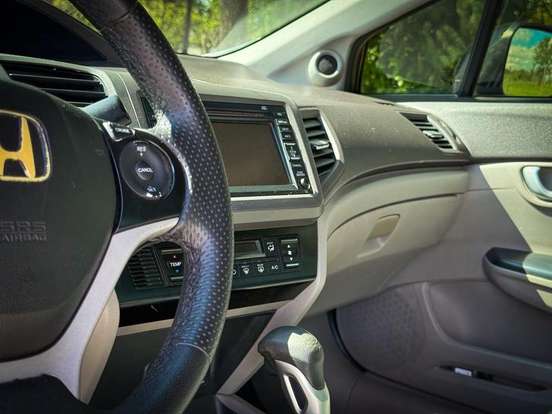 HONDA-CIVIC-2012