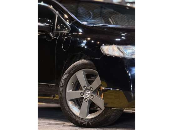 HONDA-CIVIC-2010