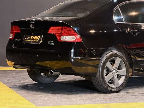 HONDA-CIVIC-2010