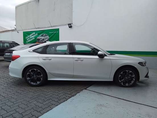 HONDA-CIVIC-2024