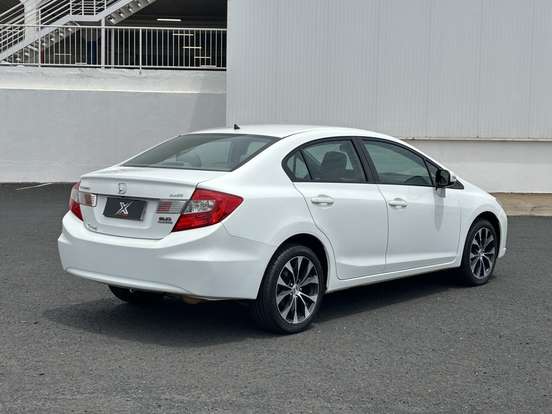 HONDA-CIVIC-2015