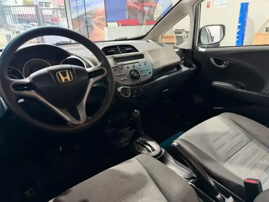 HONDA-FIT-2013