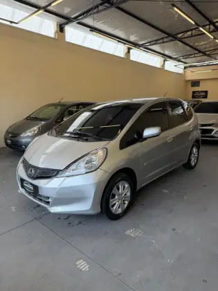 HONDA FIT 1.4 DX 16V FLEX 4P MANUAL