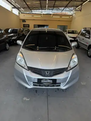 HONDA-FIT-2012