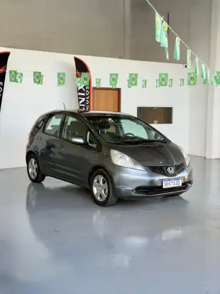 HONDA-FIT-2010
