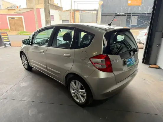 HONDA-FIT-1.5 EX 16V FLEX 4P AUTOMÁTICO HONDA-FIT-2011