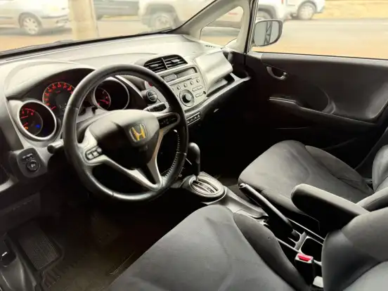 HONDA-FIT-2011