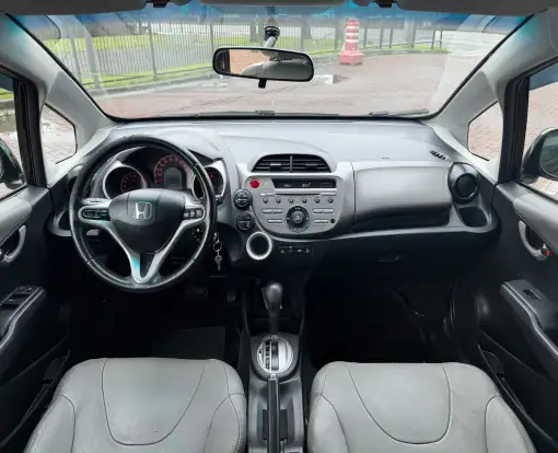 HONDA-FIT-2011
