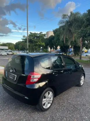 HONDA-FIT-2010