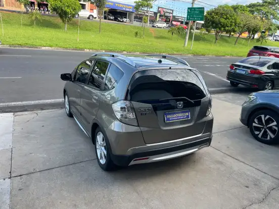 HONDA-FIT-2013