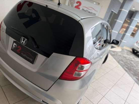 HONDA-FIT-2012