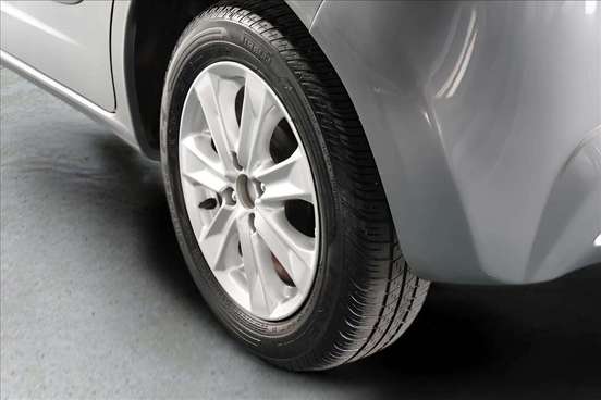 HONDA-FIT-2013