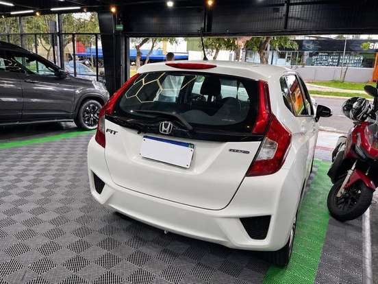 HONDA-FIT-1.5 DX 16V FLEX 4P AUTOMÁTICO HONDA-FIT-2014