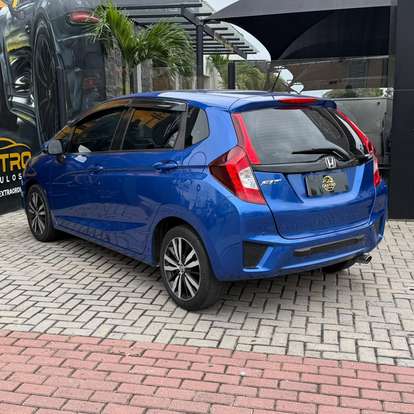 HONDA-FIT-2016