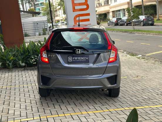 HONDA-FIT-2017