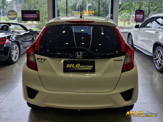 HONDA-FIT-1.5 LX 16V FLEX 4P AUTOMÁTICO HONDA-FIT-2014