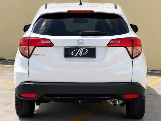 HONDA-HR-V-1.8 16V FLEX LX 4P AUTOMÁTICO HONDA-HR-V-2017