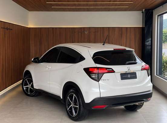 HONDA-HR-V-2019
