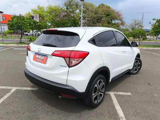 HONDA-HR-V-2015