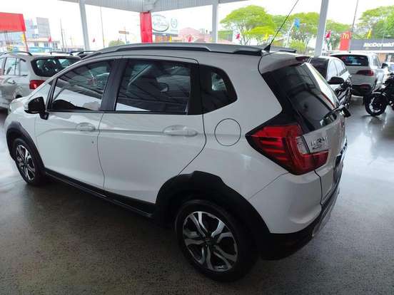 HONDA-WR-V-2017