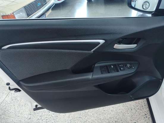 HONDA-WR-V-2017