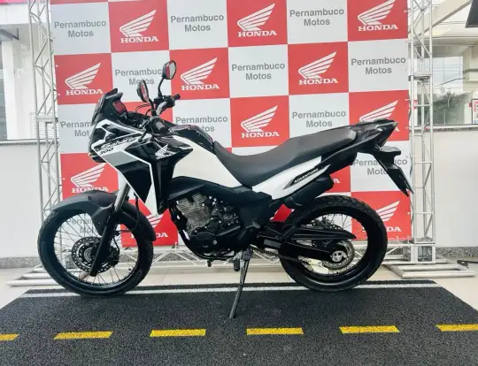 HONDA-XRE 300 SAHARA-2024