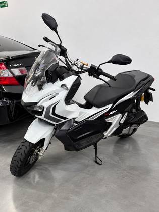 HONDA ADV 