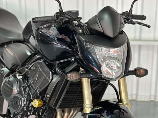 HONDA-CB 600F HORNET HONDA-CB 600F HORNET-2011