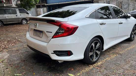 HONDA-CIVIC-2018