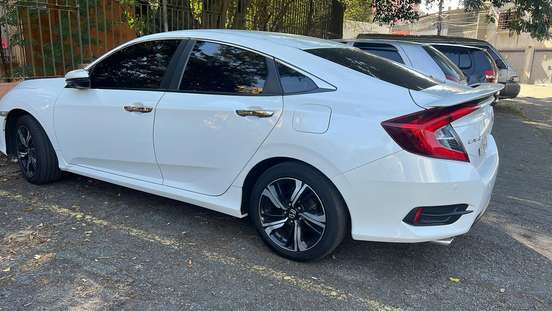 HONDA-CIVIC-2018