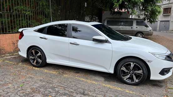 HONDA-CIVIC-2018