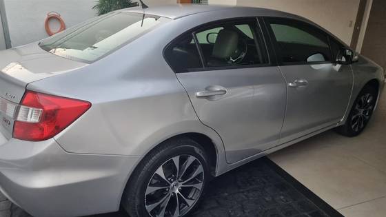 HONDA CIVIC 2.0 LXR 16V FLEX 4P AUTOMÁTICO
