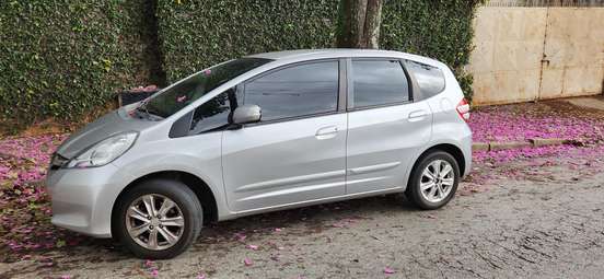 HONDA-FIT-2012