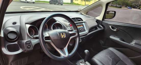 HONDA-FIT-2012