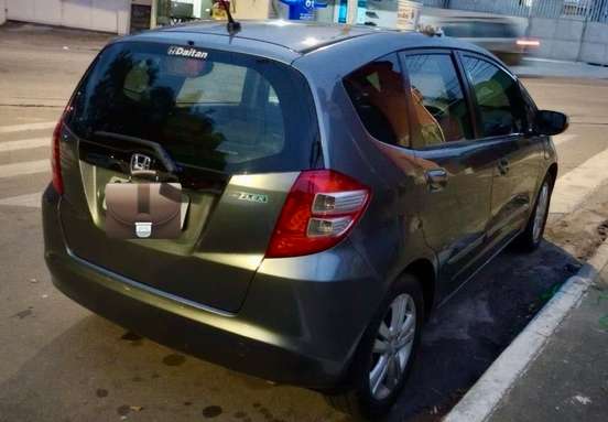 HONDA-FIT-2010