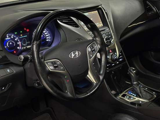 HYUNDAI-AZERA-3.0 MPFI GLS V6 24V GASOLINA 4P AUTOMÁTICO HYUNDAI-AZERA-2014